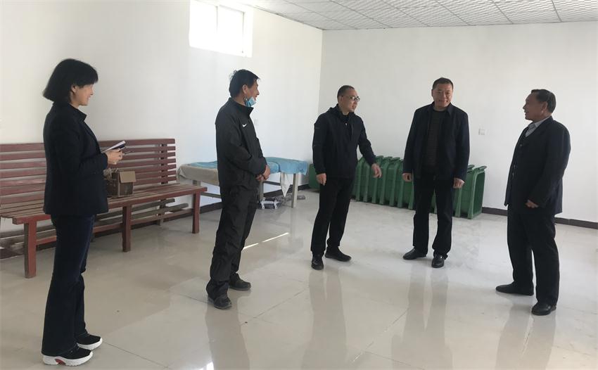 社會組織走進省級貧困村 走訪調(diào)研需求助力扶貧攻堅(圖2) 2-20052914255E09.jpg